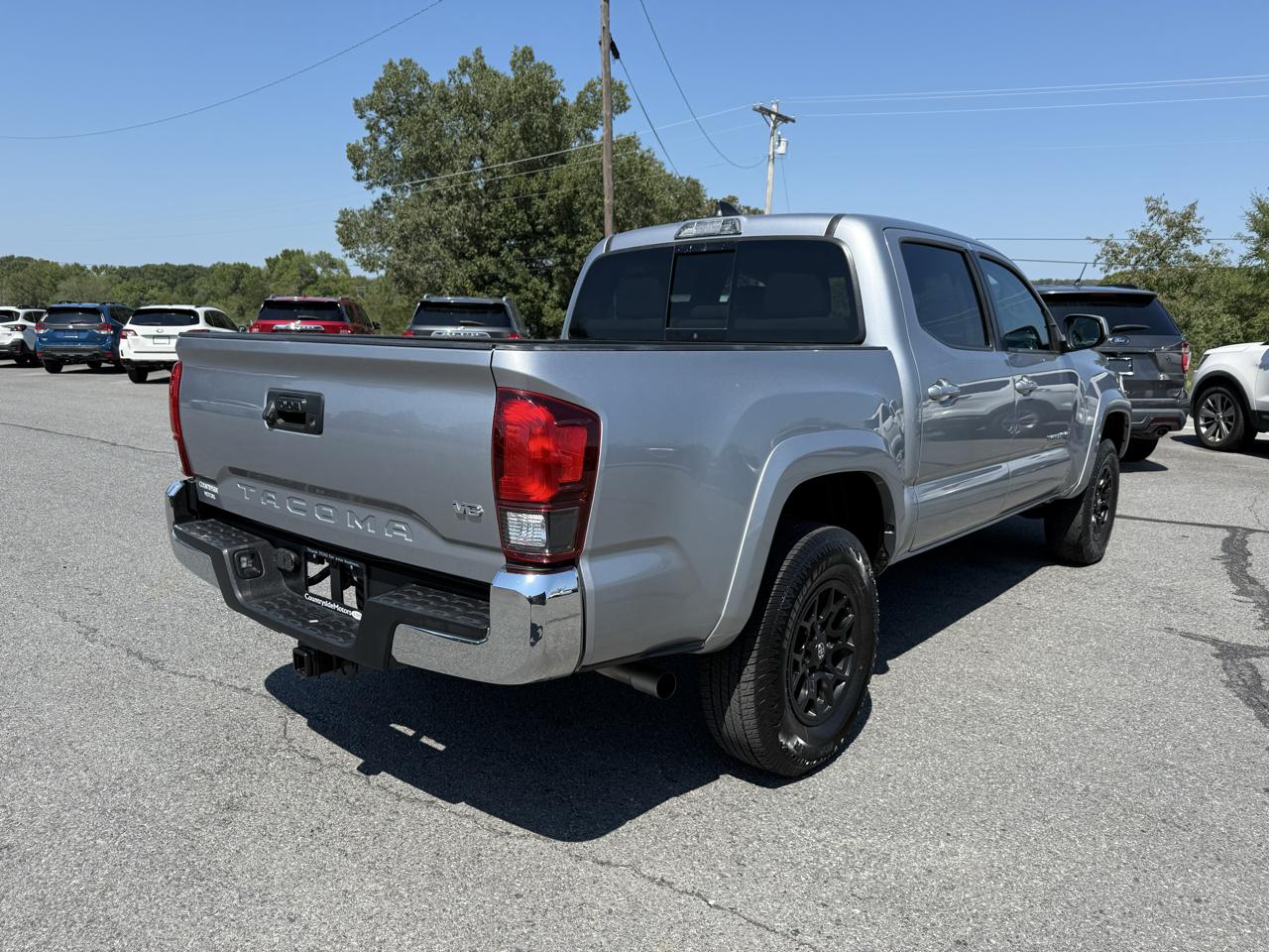 Toyota Tacoma SR5 Double Cab 5' Bed V6 4x2 AT (Natl) 2020