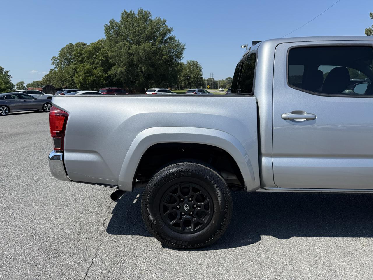 Toyota Tacoma SR5 Double Cab 5' Bed V6 4x2 AT (Natl) 2020