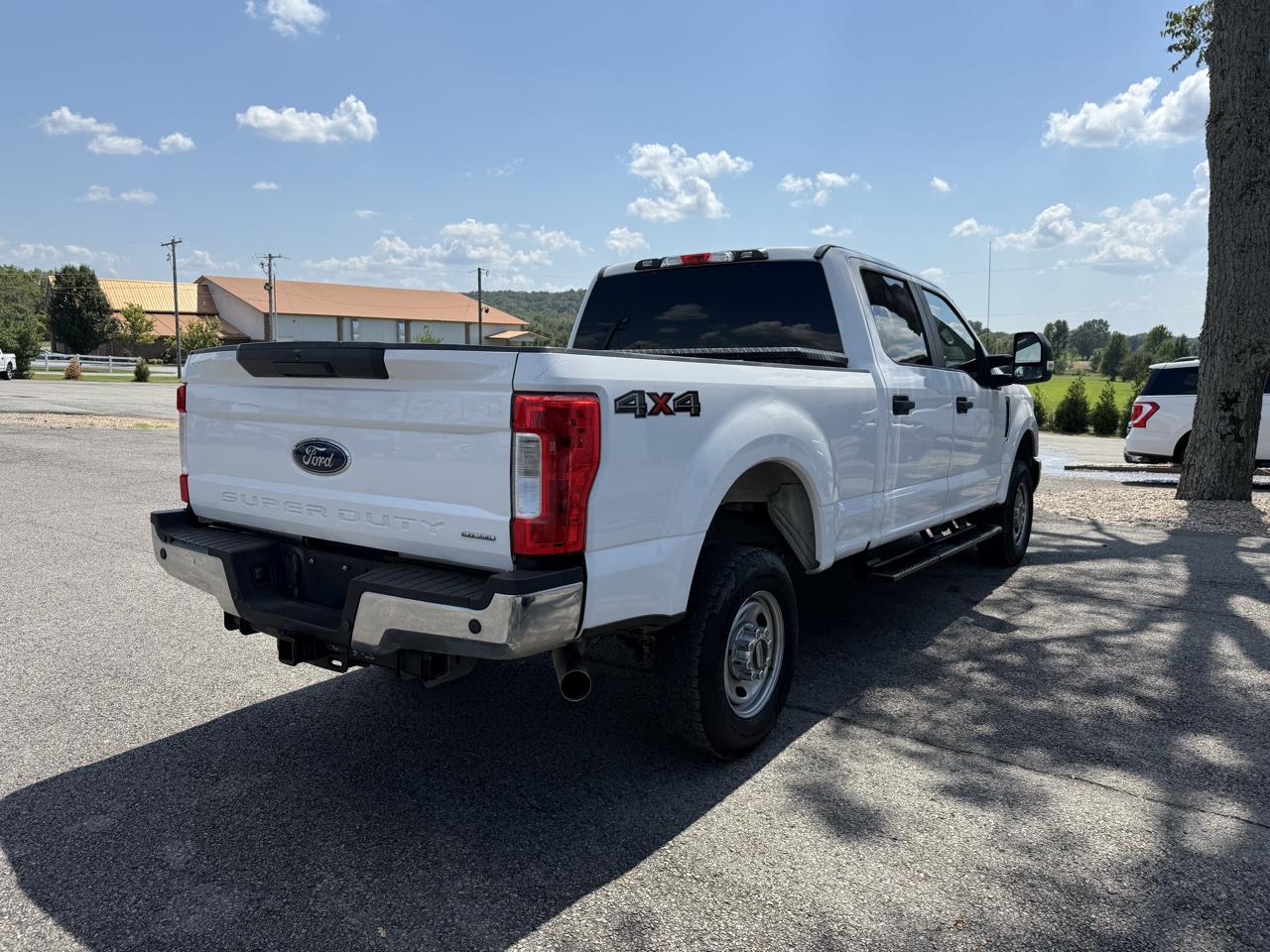 Ford F-250 SD XL Crew Cab 4WD 2019