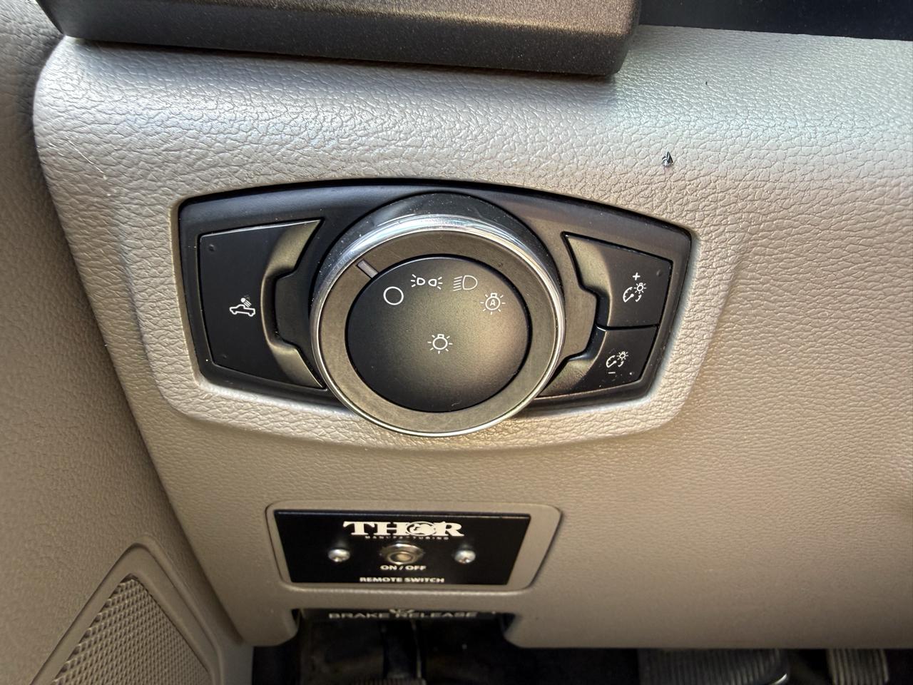 Ford F-250 SD XL Crew Cab 4WD 2019