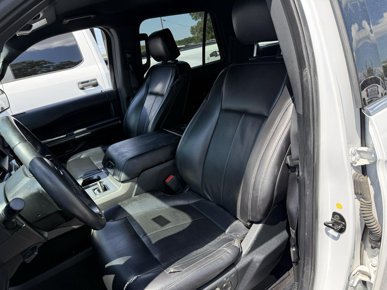 Ford Expedition XLT 2020