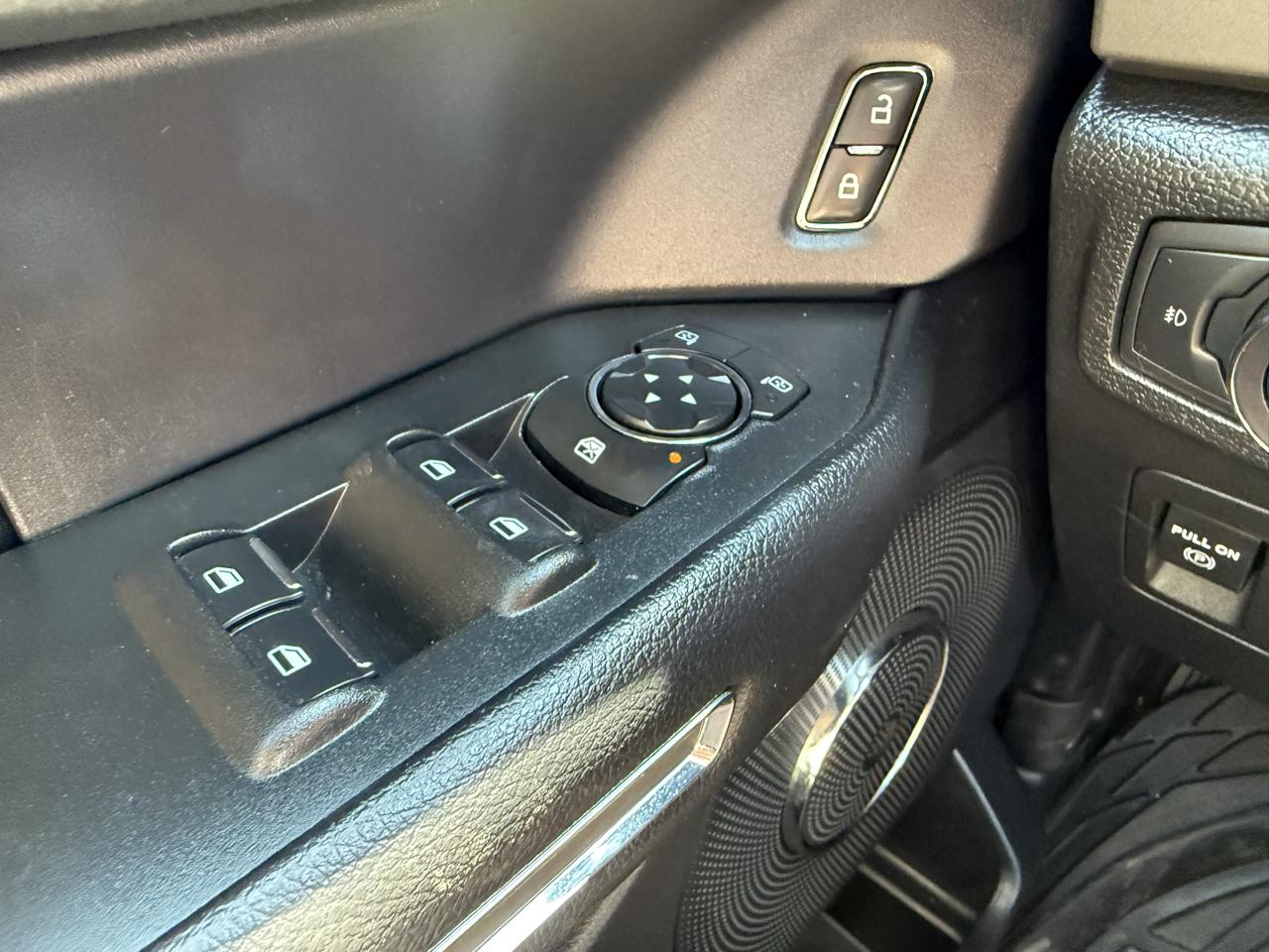 Ford Expedition XLT 2020