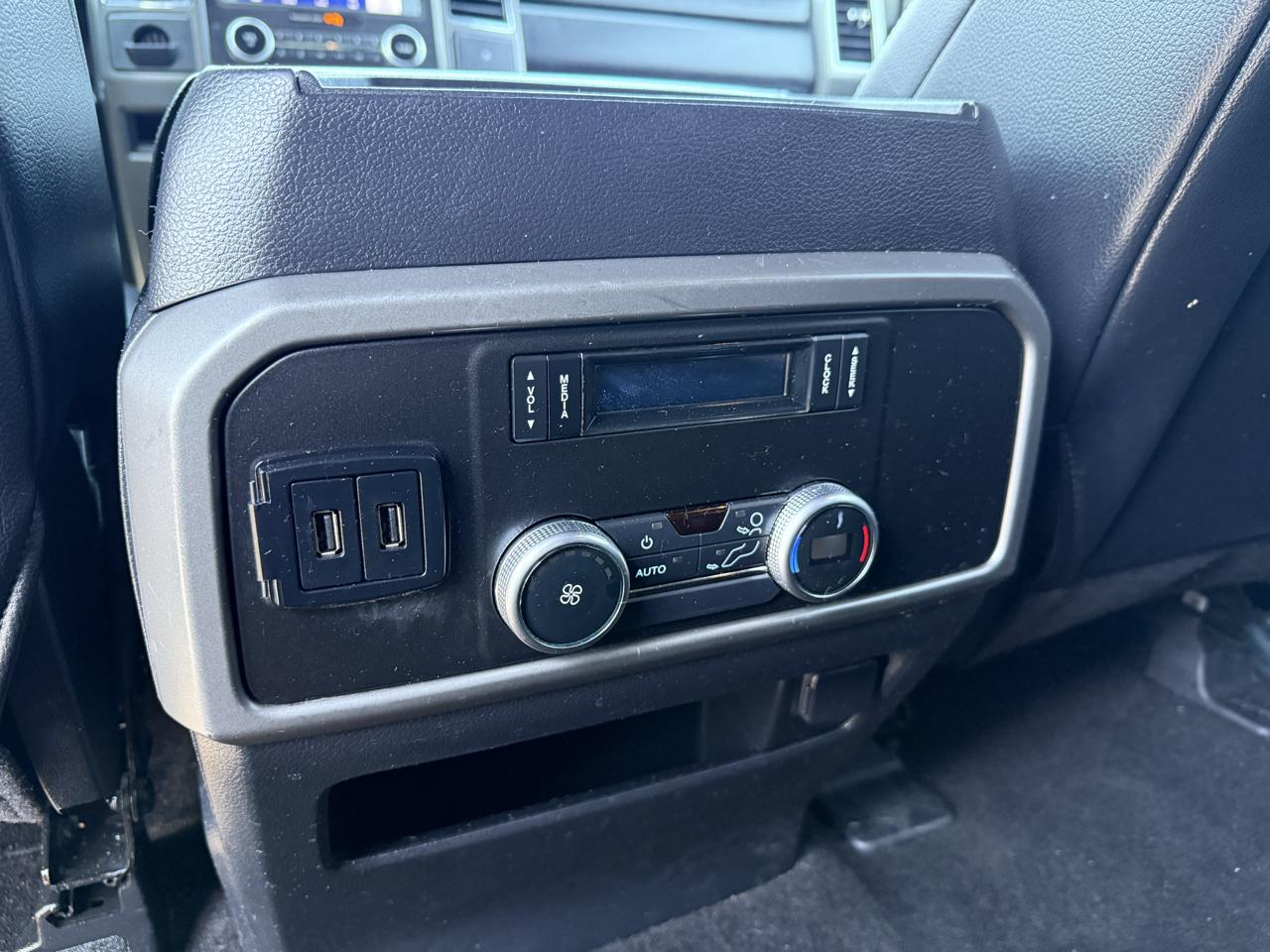 Ford Expedition XLT 2WD 2020