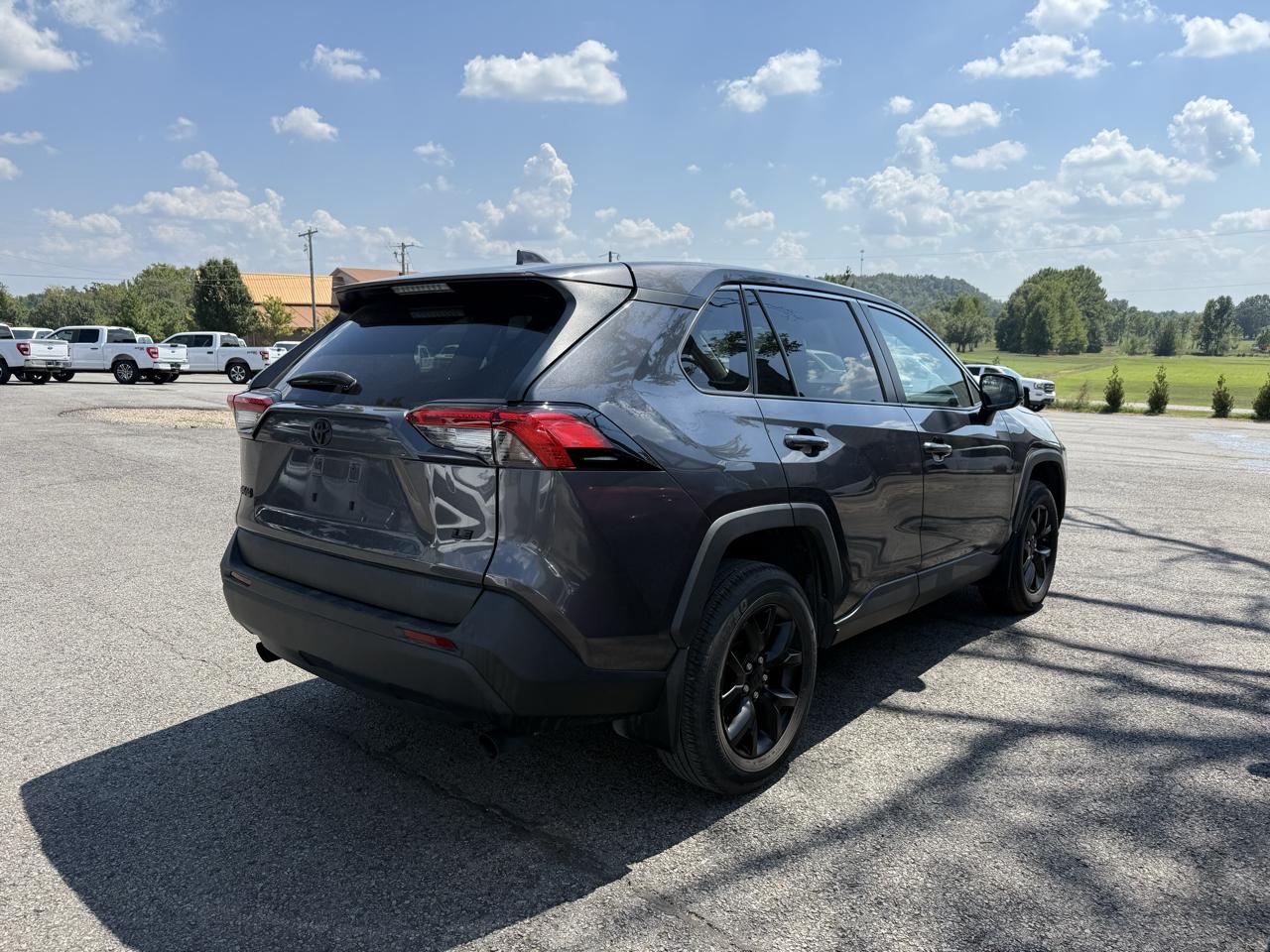 Toyota RAV4 LE 2024