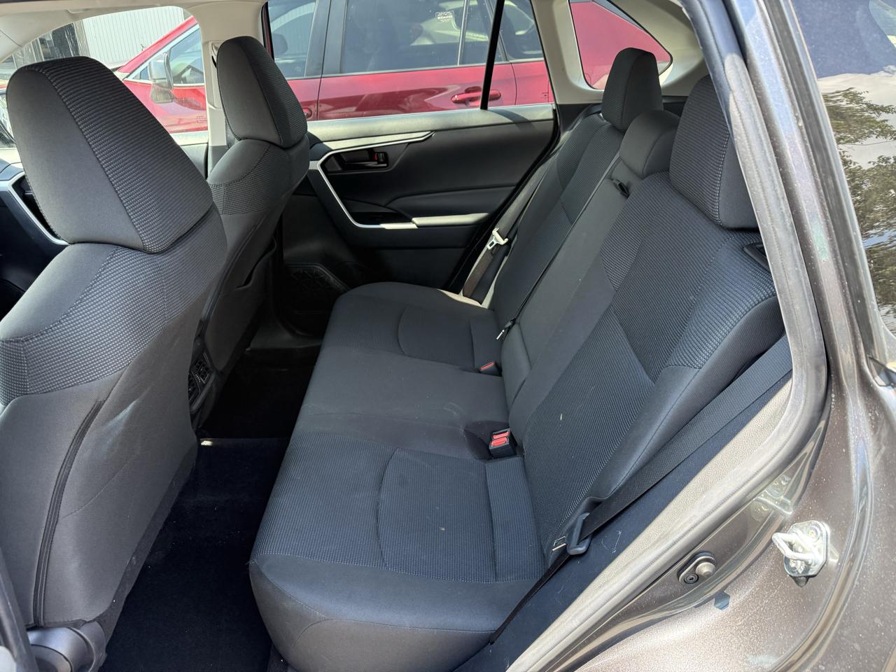 Toyota RAV4 LE 2024
