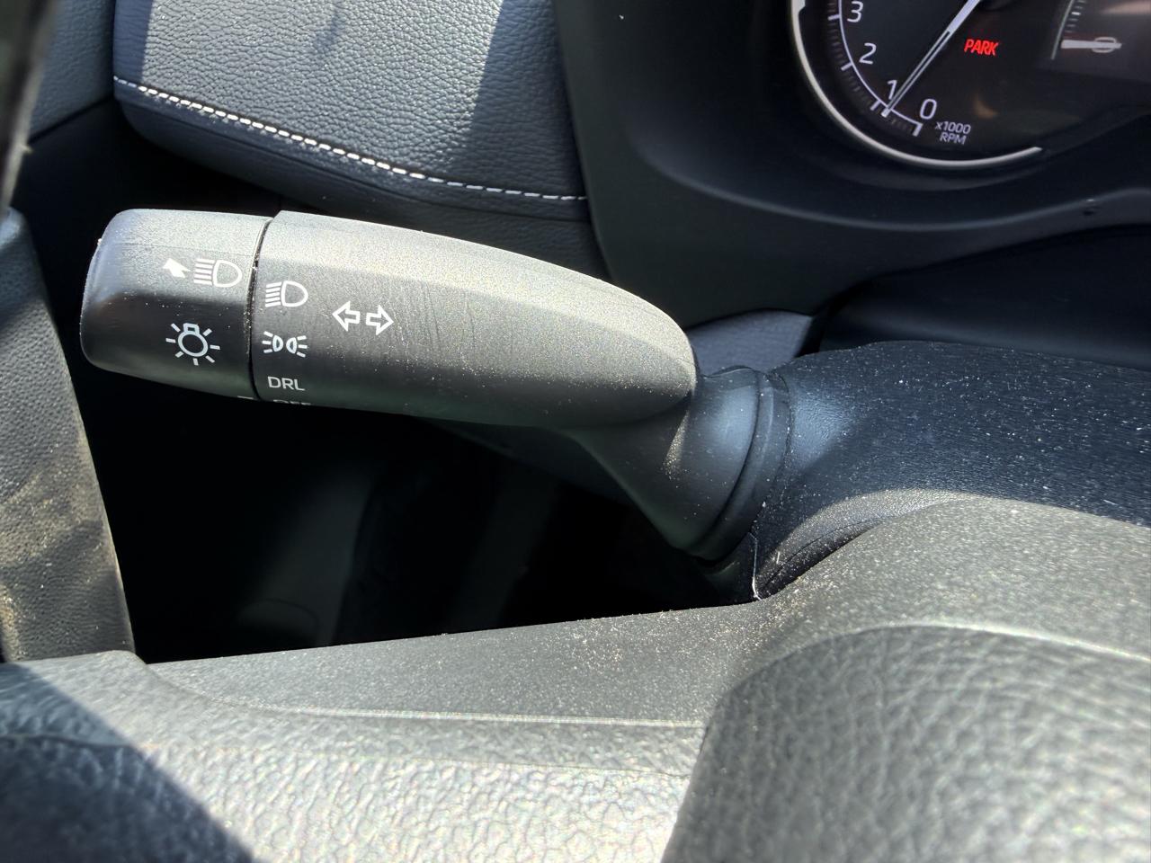 Toyota RAV4 LE 2024