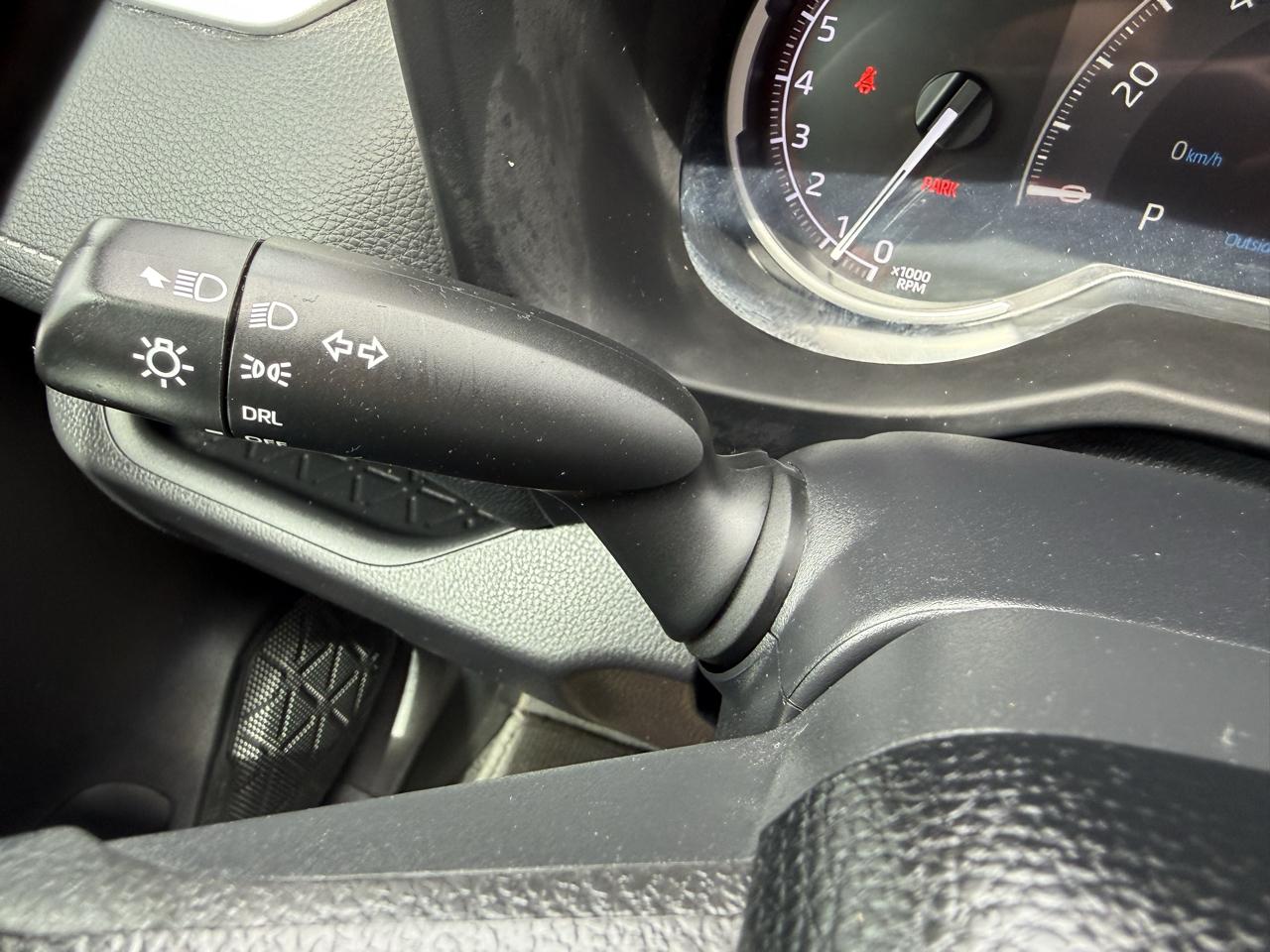 Toyota RAV4 LE 2024