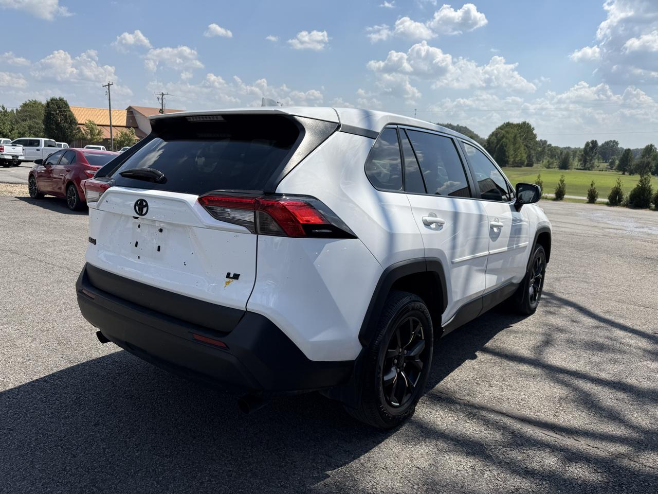 Toyota RAV4 LE 2023