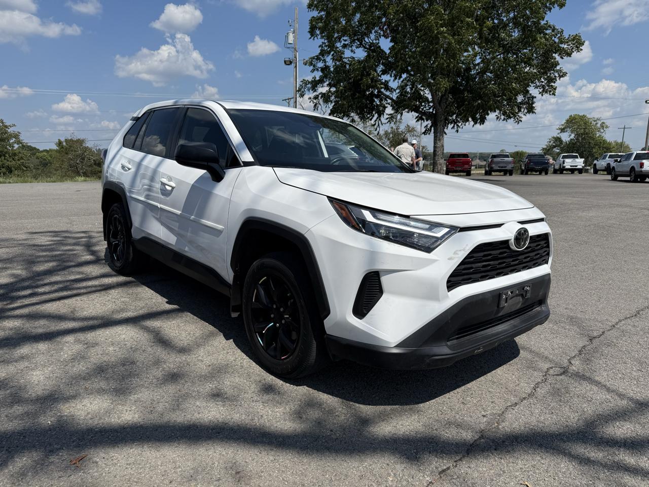 Toyota RAV4 LE 2023