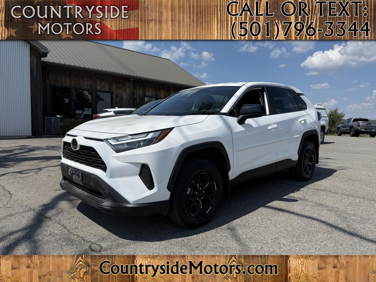 Toyota RAV4 LE 2023