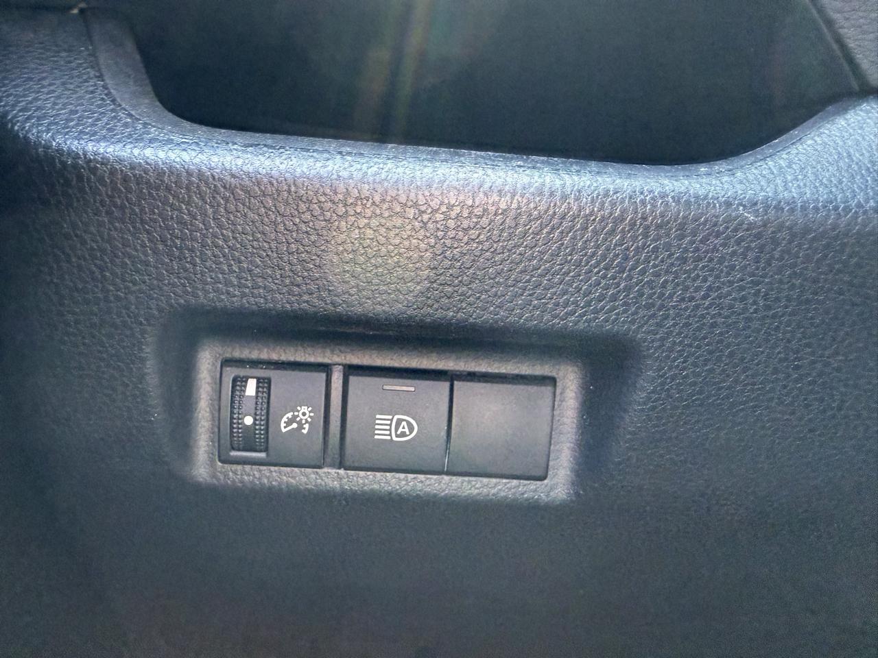 Toyota RAV4 LE 2022