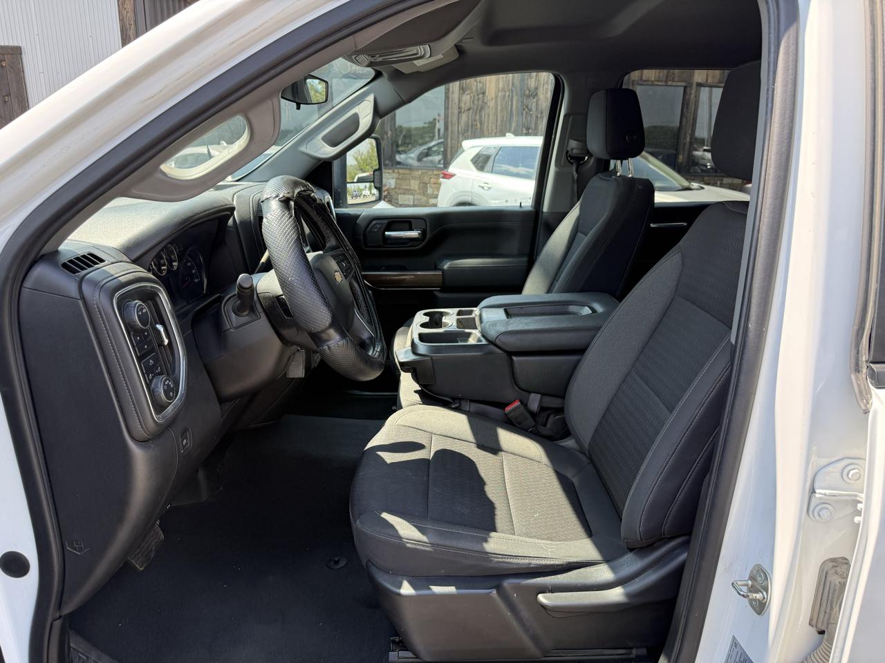 Chevrolet Silverado 2500HD LT Crew Cab Short Box 4WD 2023