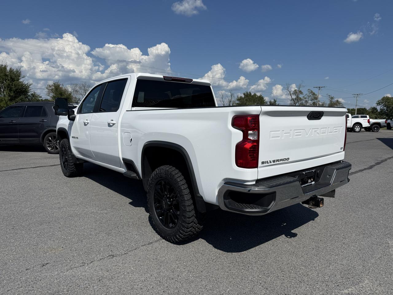 Chevrolet Silverado 2500HD LT Crew Cab 4WD 2023