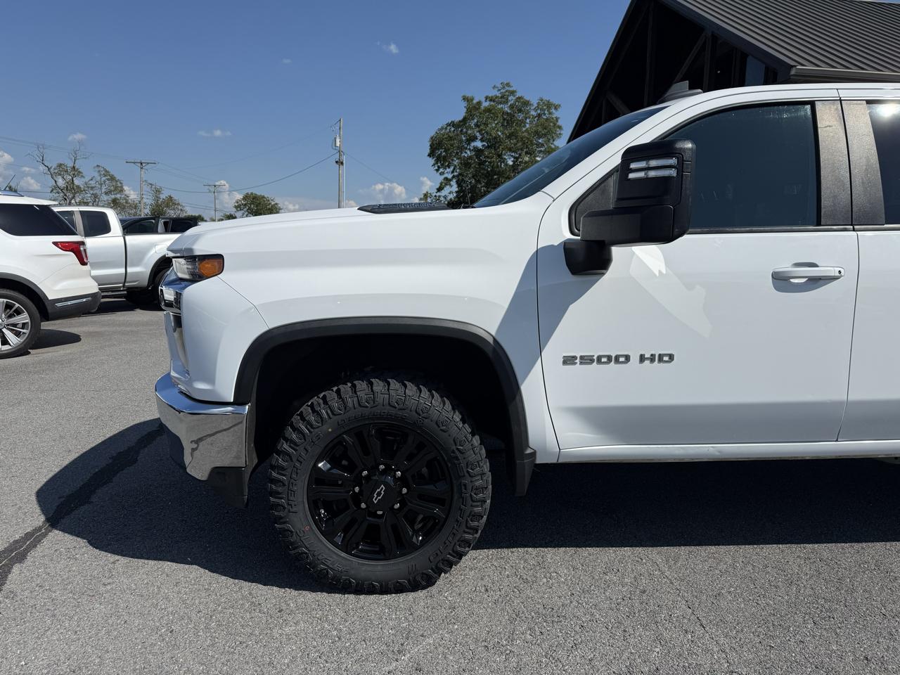 Chevrolet Silverado 2500HD LT Crew Cab 4WD 2023