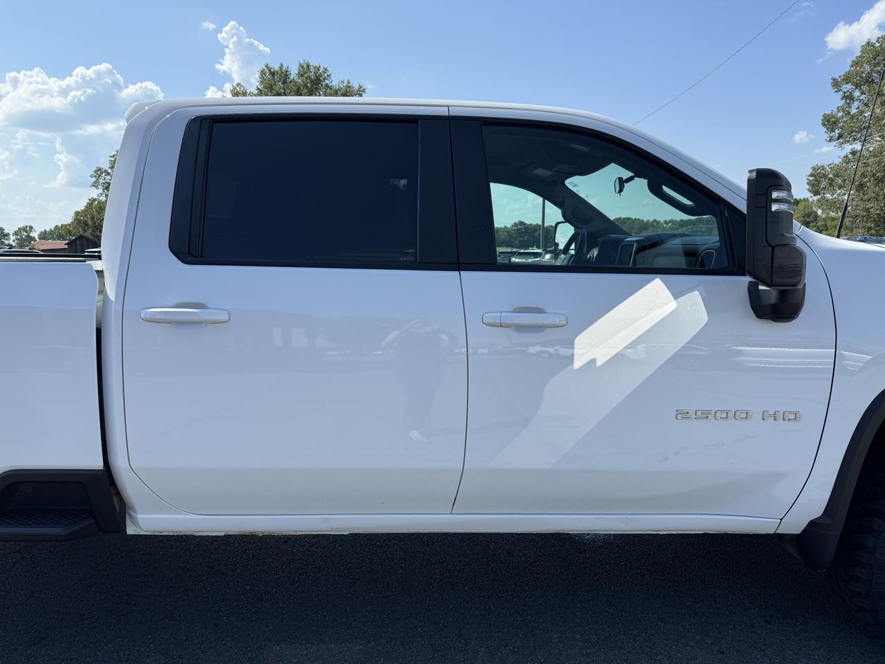 Chevrolet Silverado 2500HD LT Crew Cab 4WD 2023