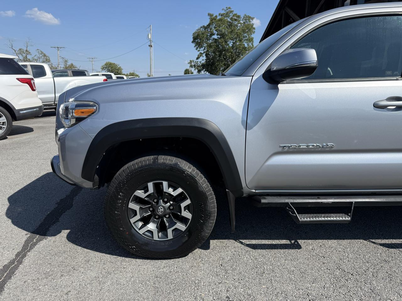 Toyota Tacoma TRD Off Road Double Cab 5' Bed V6 4x4 AT (Natl) 2020