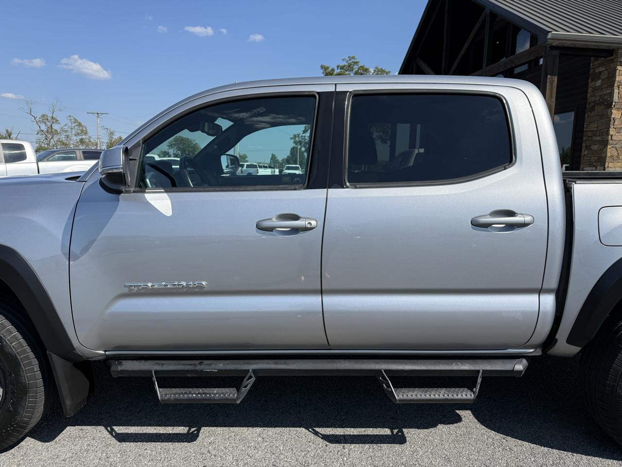 Toyota Tacoma TRD Off Road Double Cab 5' Bed V6 4x4 AT (Natl) 2020