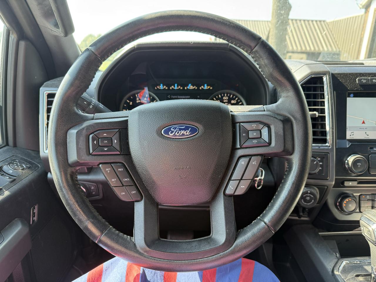 Ford F-150 XLT SuperCrew 4WD 2017
