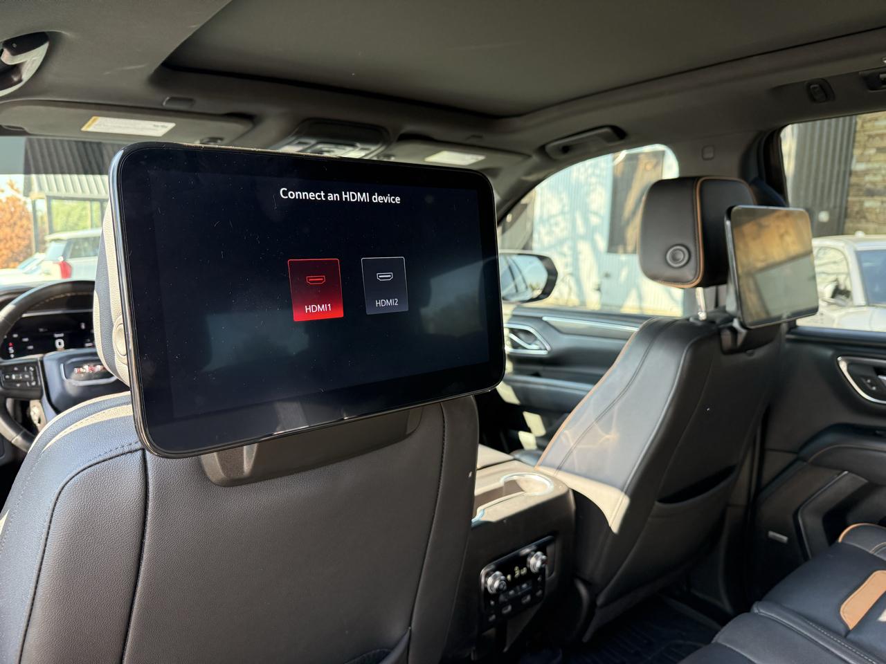 GMC Yukon AT4 2024