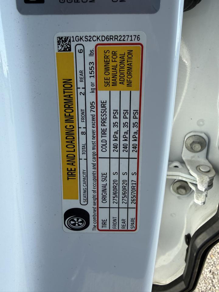 GMC Yukon AT4 2024