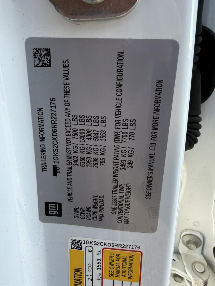 GMC Yukon AT4 2024