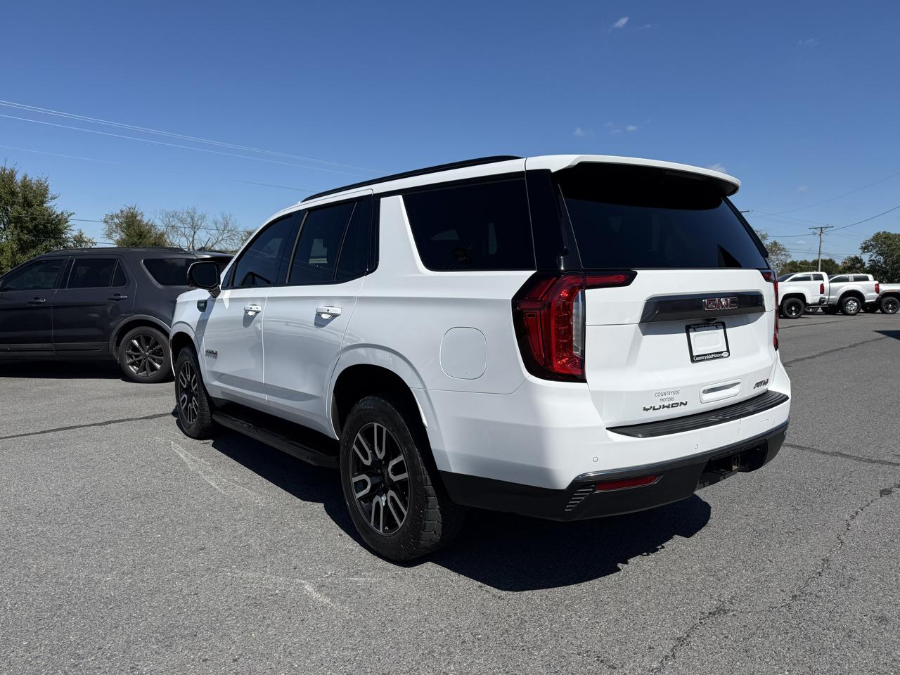 GMC Yukon AT4 2024
