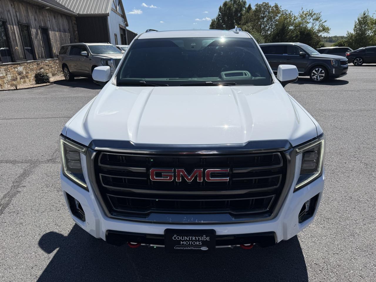 GMC Yukon AT4 2024