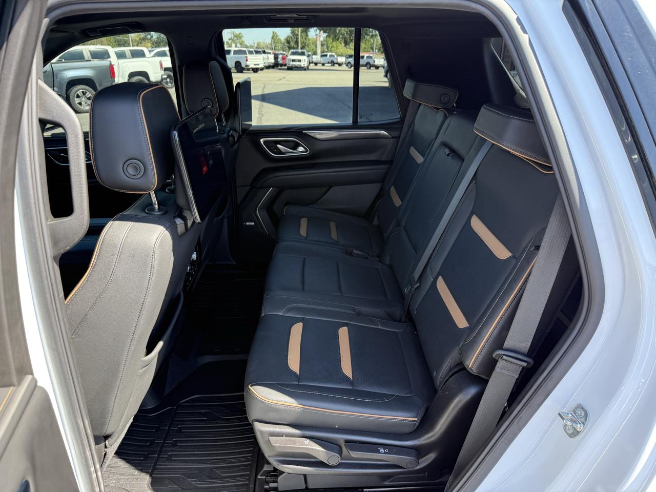 GMC Yukon AT4 2024