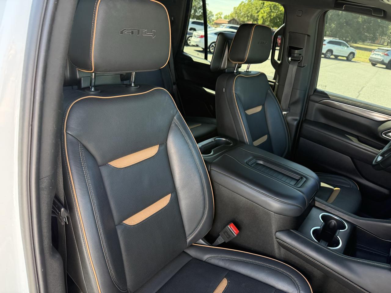 GMC Yukon AT4 2024