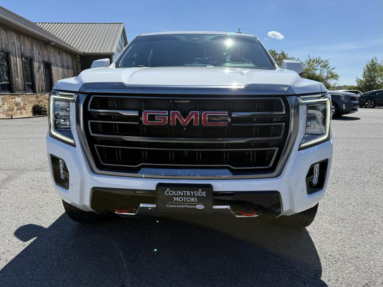 GMC Yukon AT4 2024