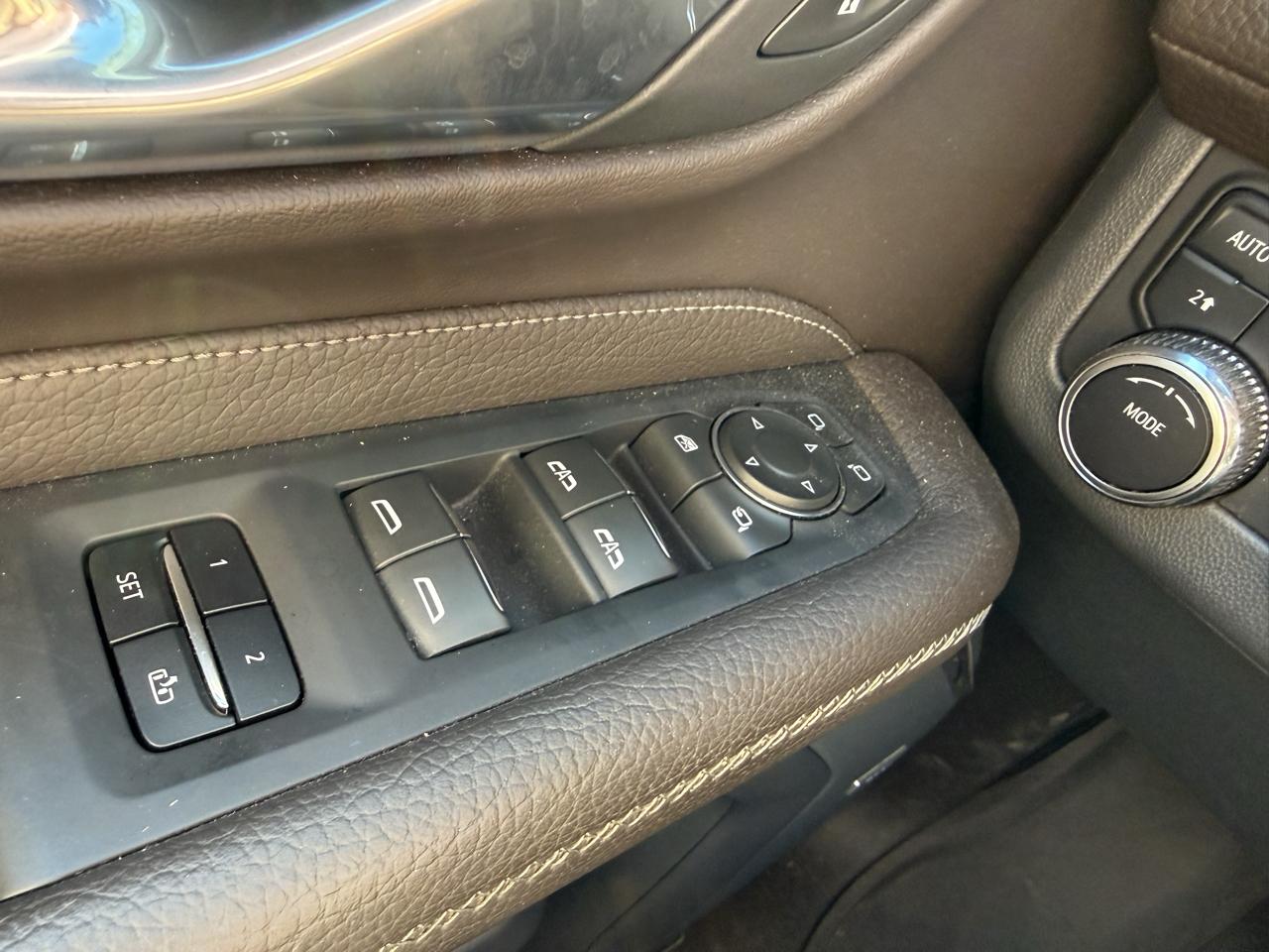 GMC Yukon XL Denali 4WD 2023