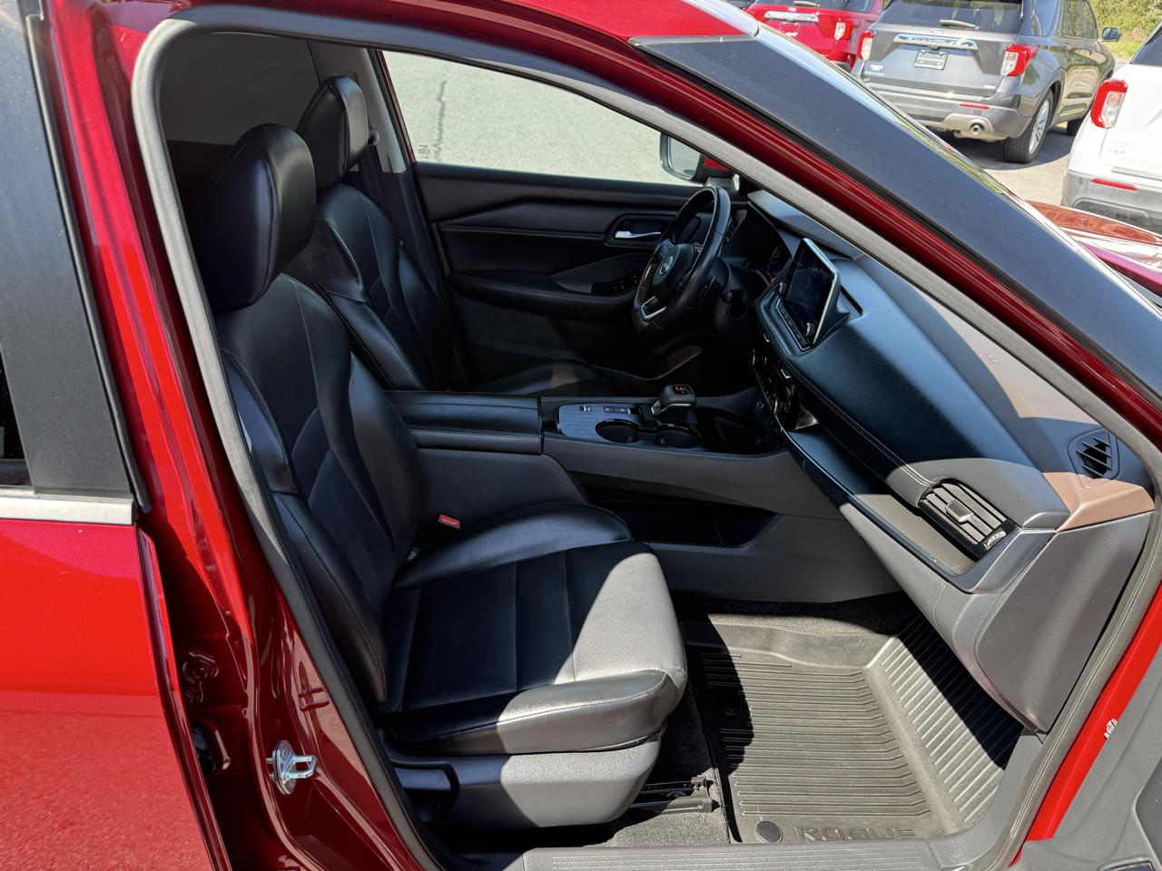 Nissan Rogue SV 2022