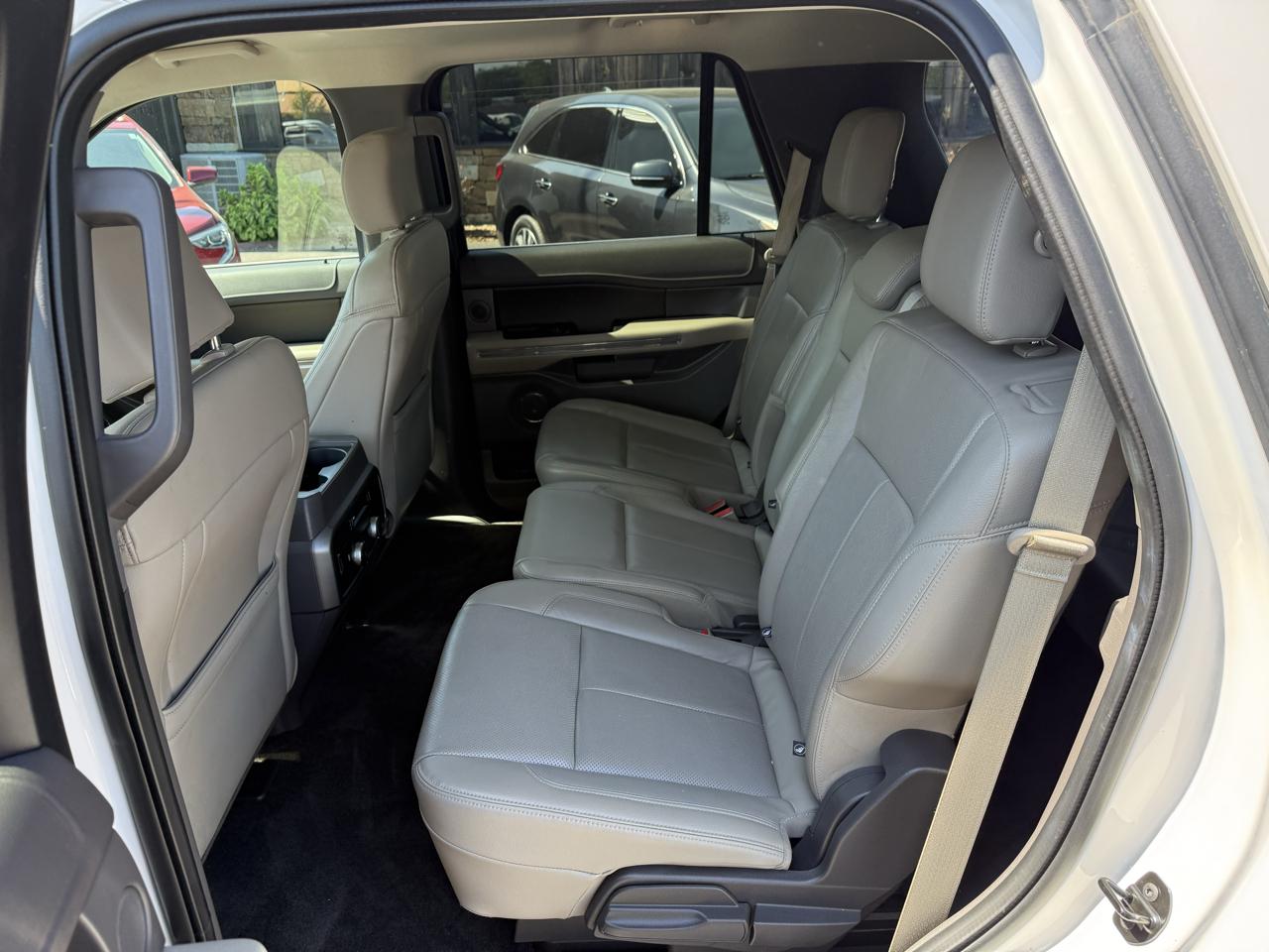 Ford Expedition XLT 2WD 2018