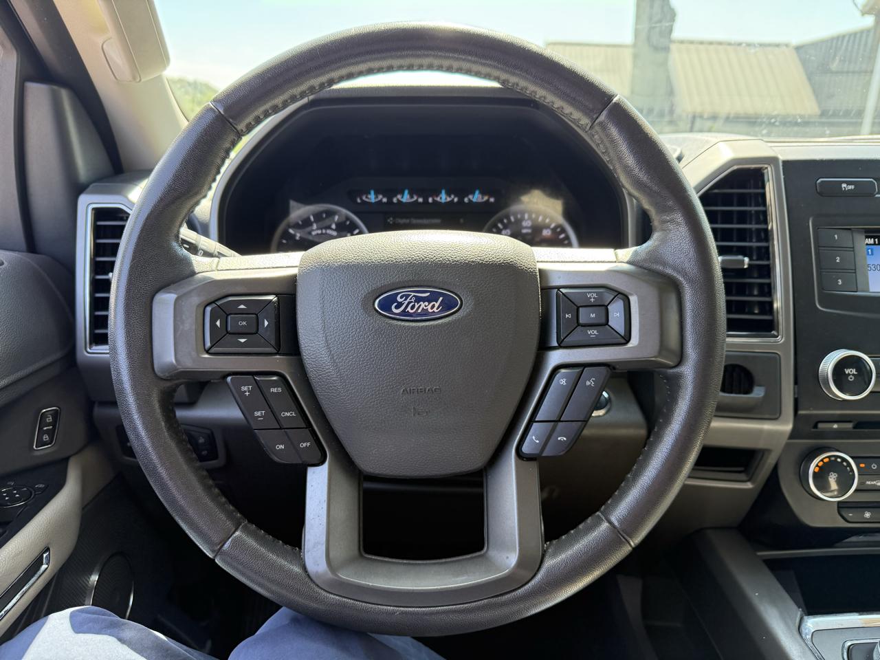 Ford Expedition XLT 2WD 2018