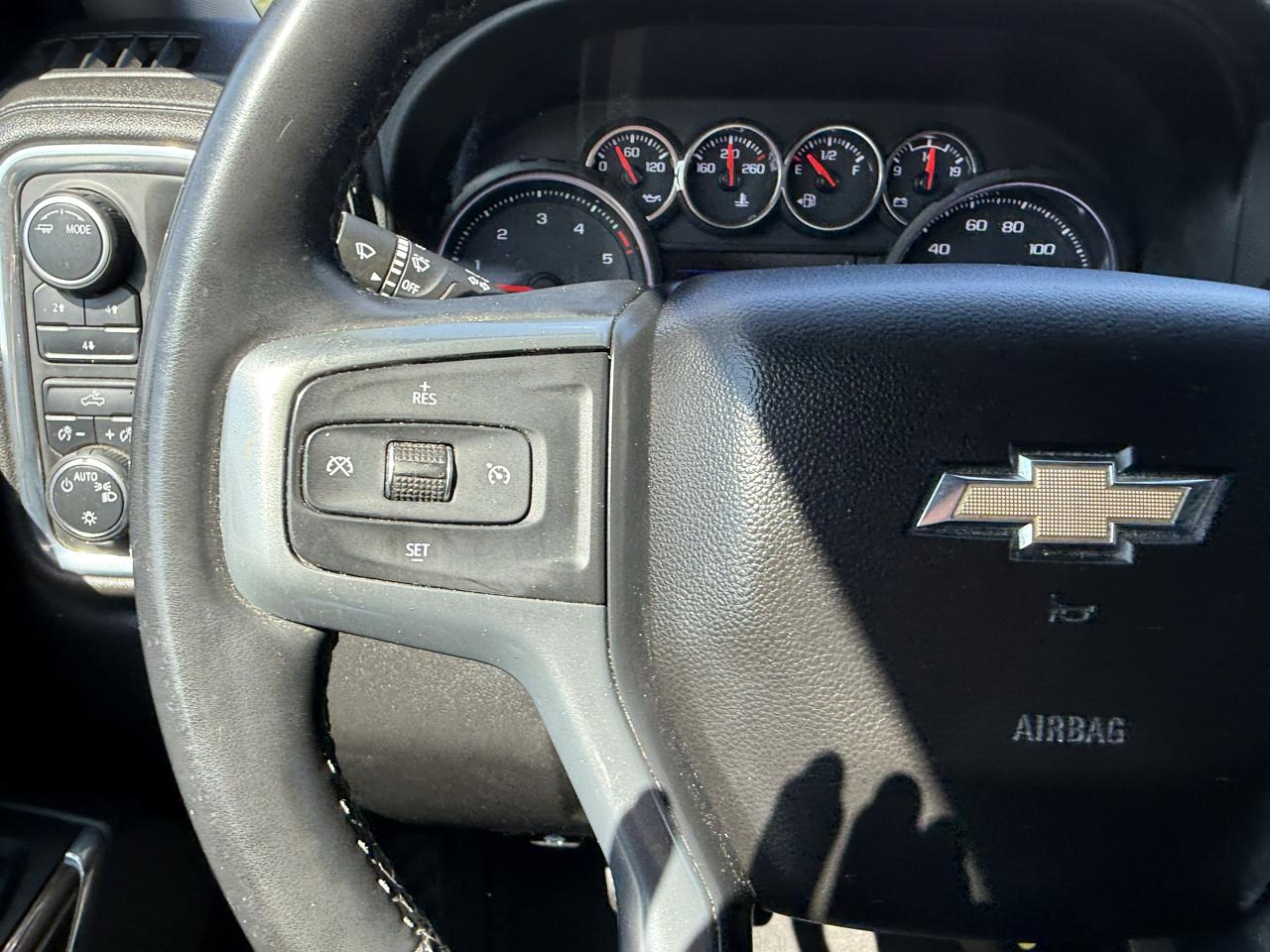 Chevrolet Silverado 2500HD LT Crew Cab 4WD 2023