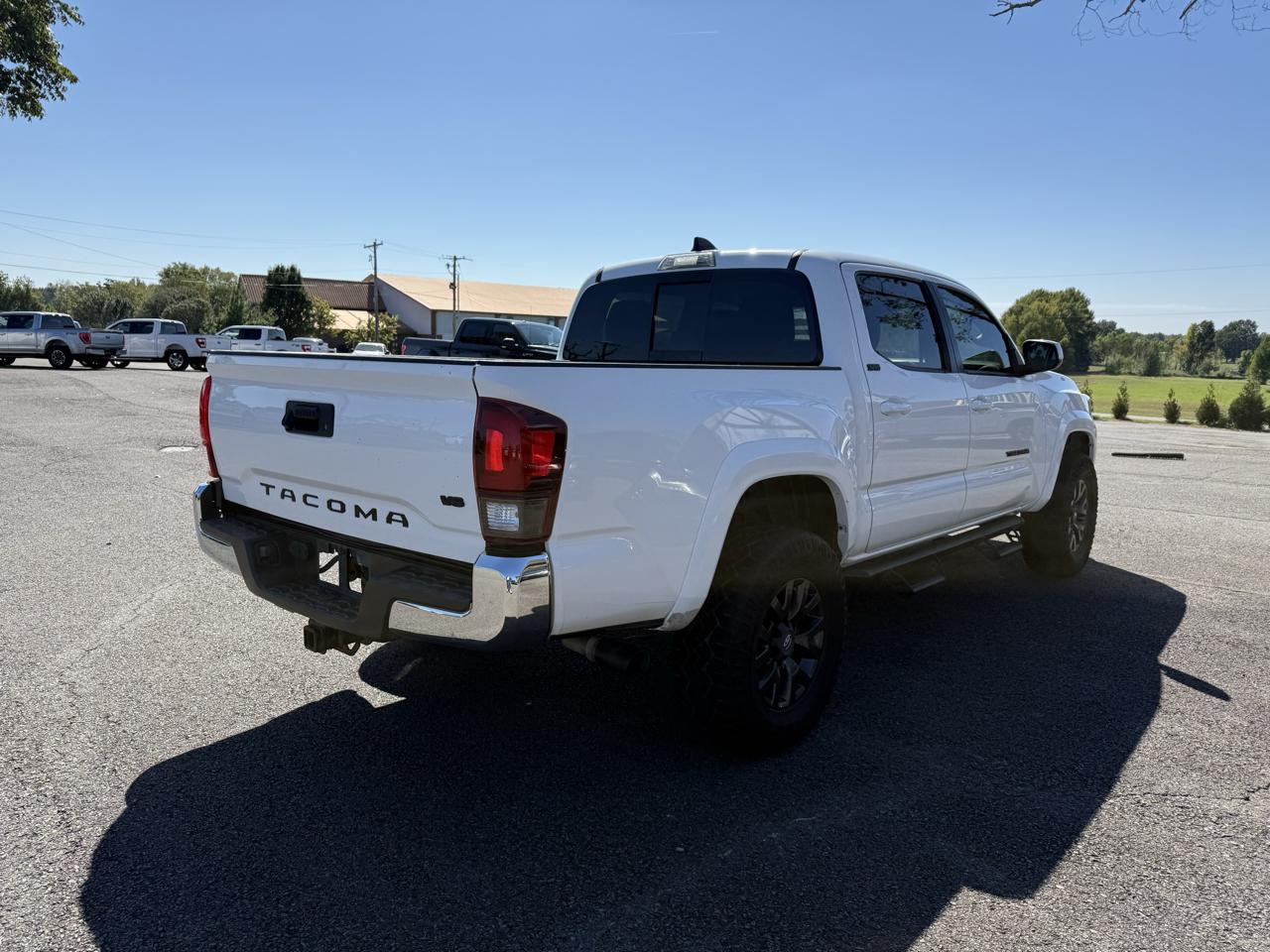 Toyota Tacoma SR5 Double Cab 5' Bed V6 4x2 AT (Natl) 2023