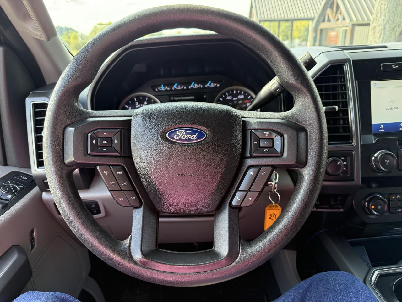 Ford F-250 SD XLT Crew Cab 4WD 2021