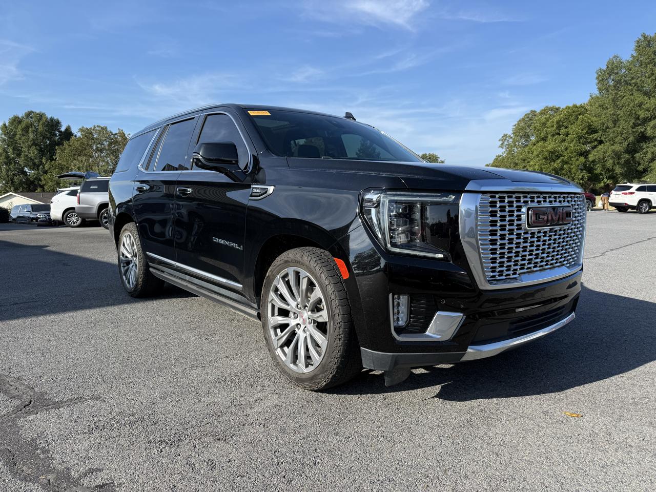 GMC Yukon Denali 4WD 2021