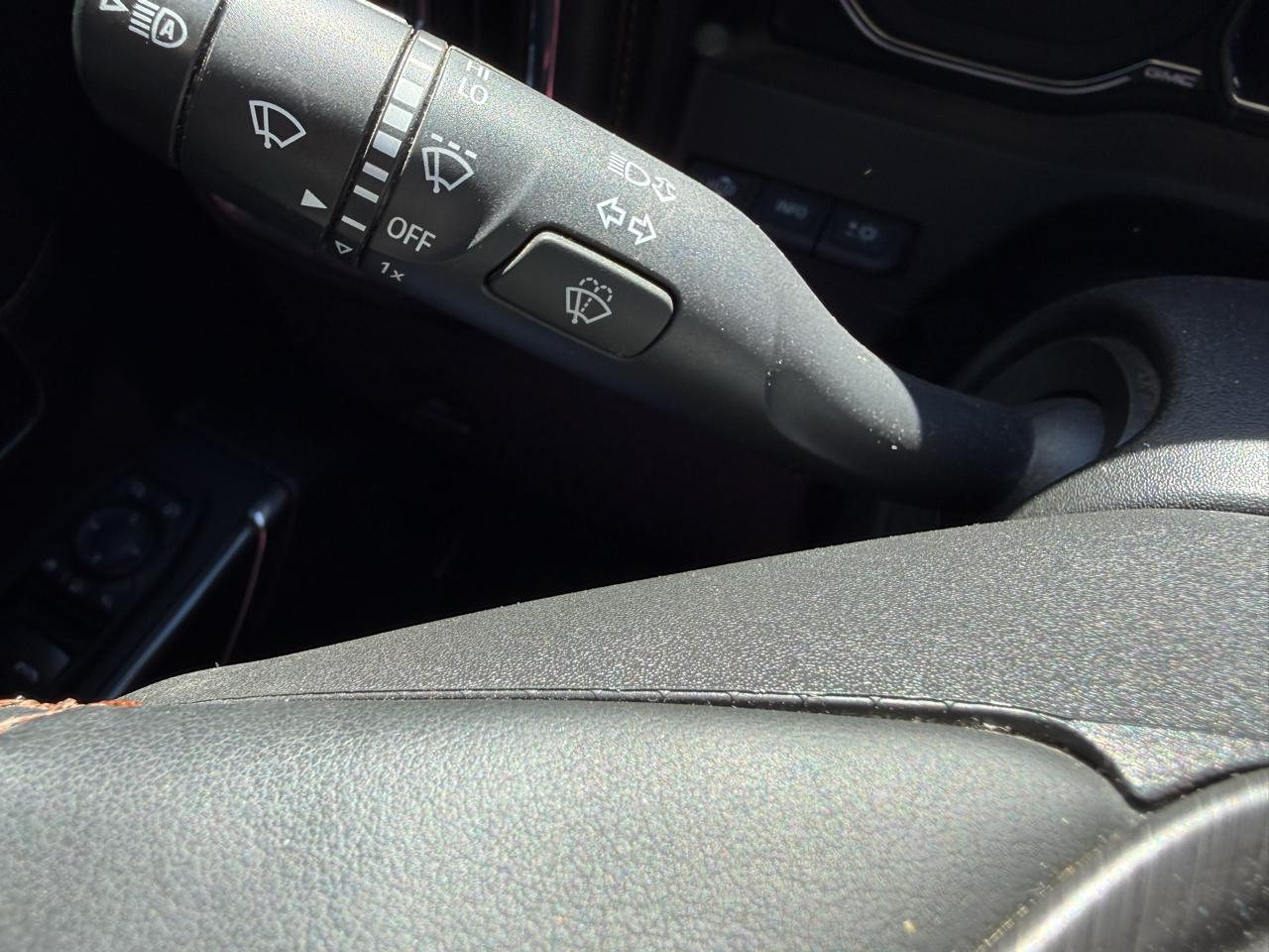GMC Sierra 2500HD AT4 Crew Cab 4WD 2023