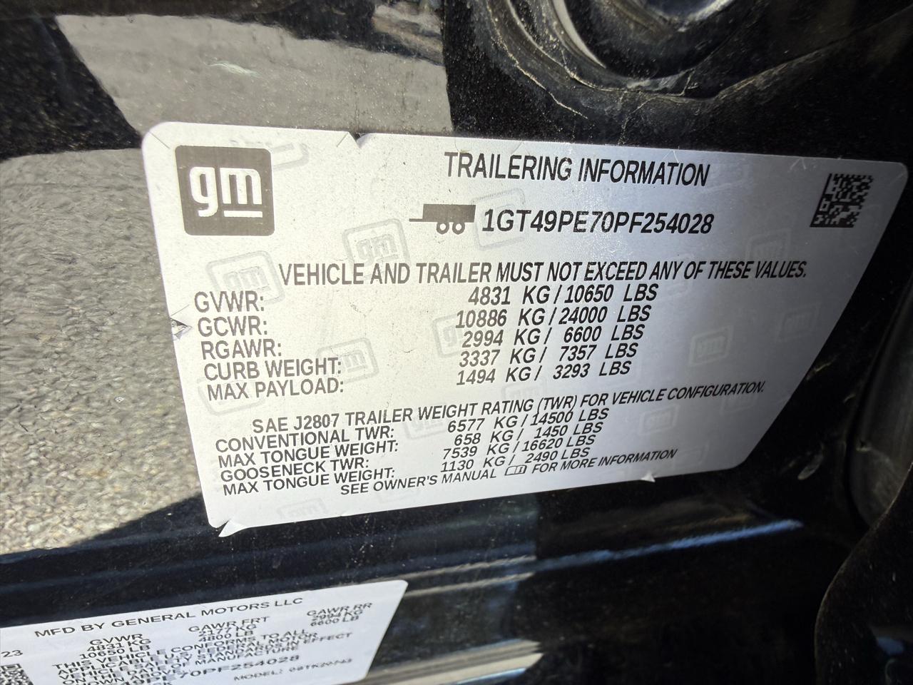 GMC Sierra 2500HD AT4 Crew Cab 4WD 2023