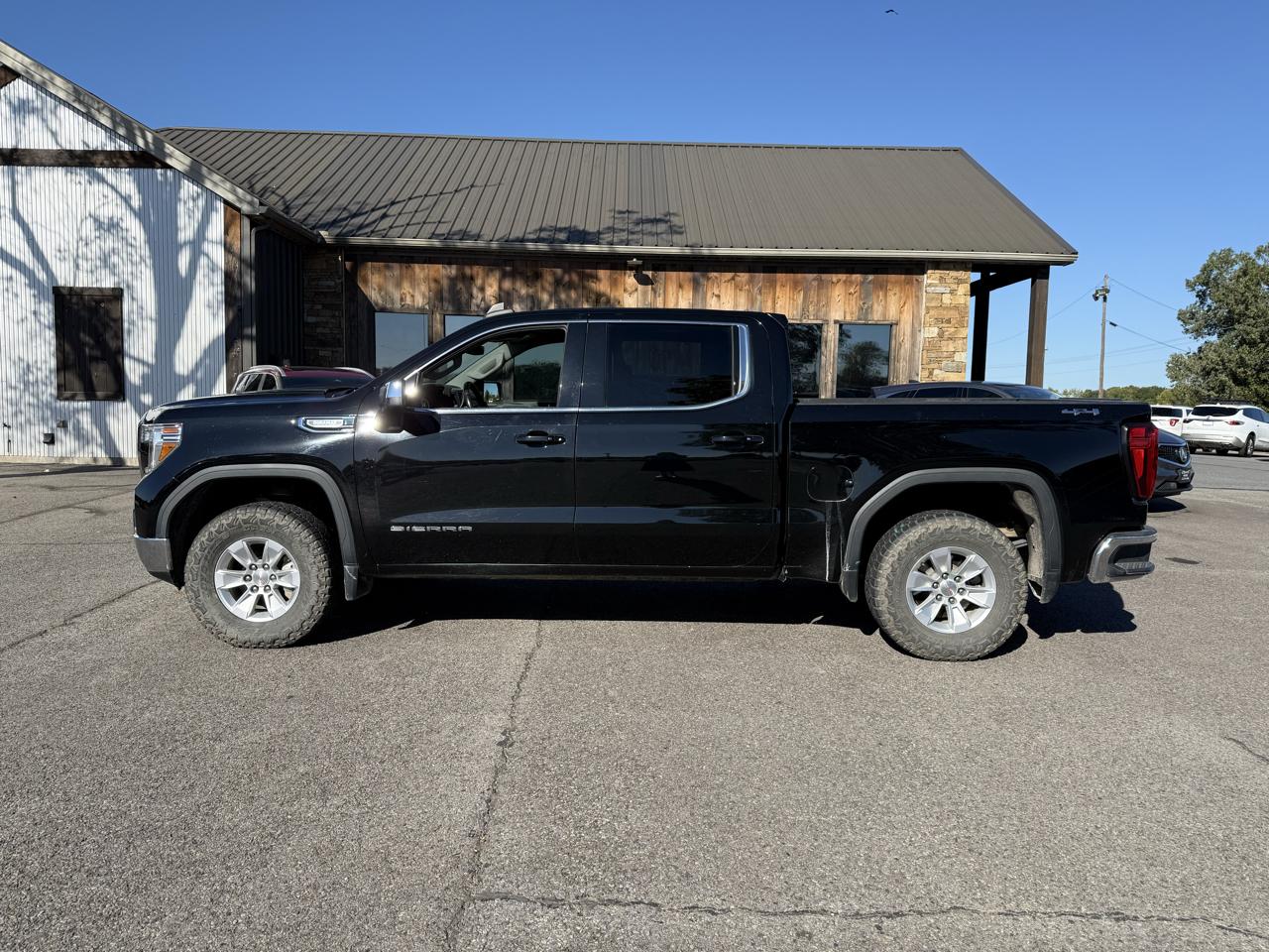 GMC Sierra 1500 SLE Crew Cab 4WD 2021