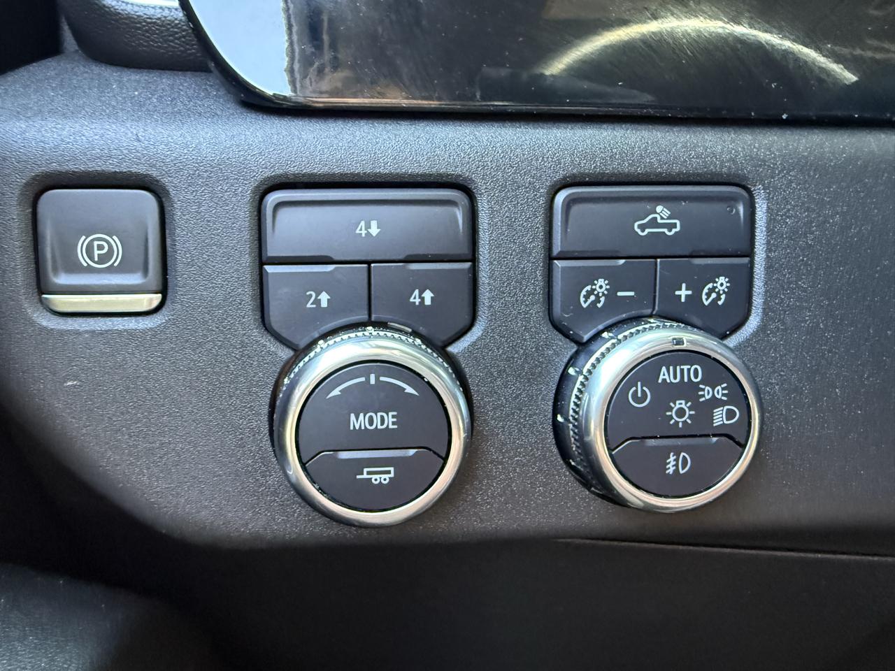 GMC Sierra 2500HD SLE Crew Cab 4WD 2024