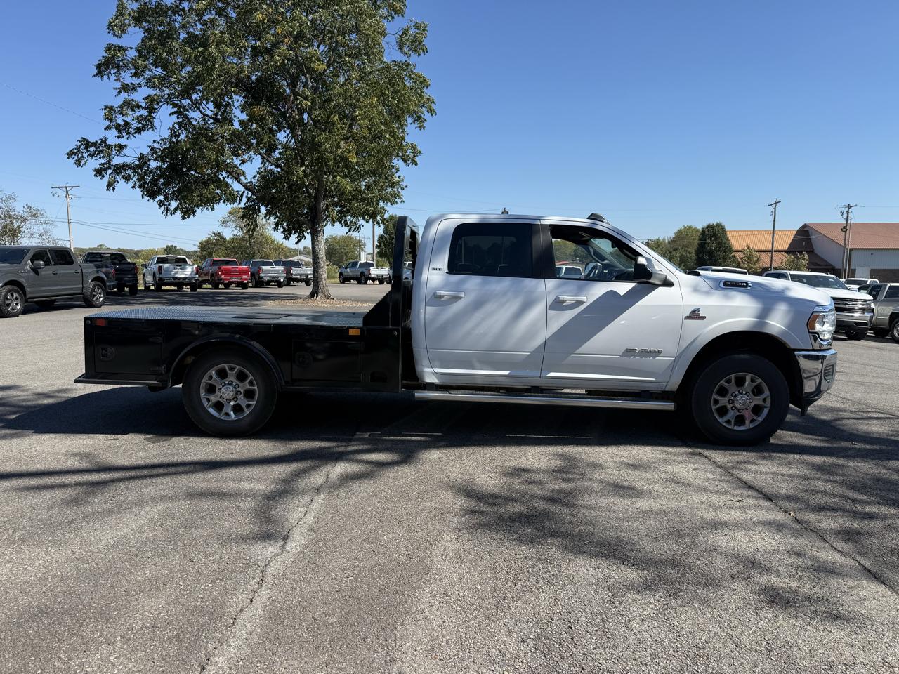 RAM 3500 SLT Crew Cab 4WD 2022