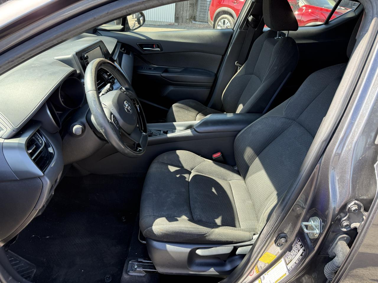 Toyota C-HR XLE 2018