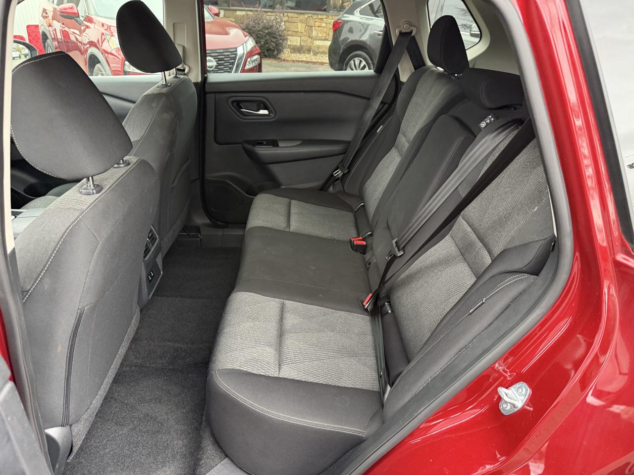 Nissan Rogue SV 2025