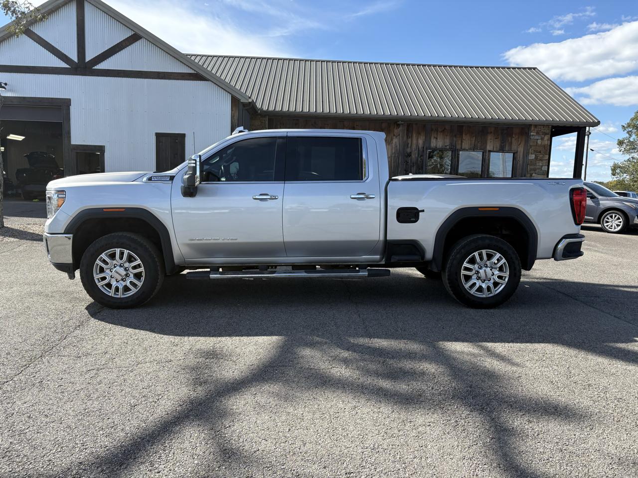 GMC Sierra 2500HD SLT Crew Cab 4WD 2023