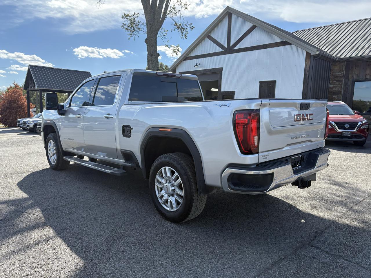 GMC Sierra 2500HD SLT Crew Cab 4WD 2023