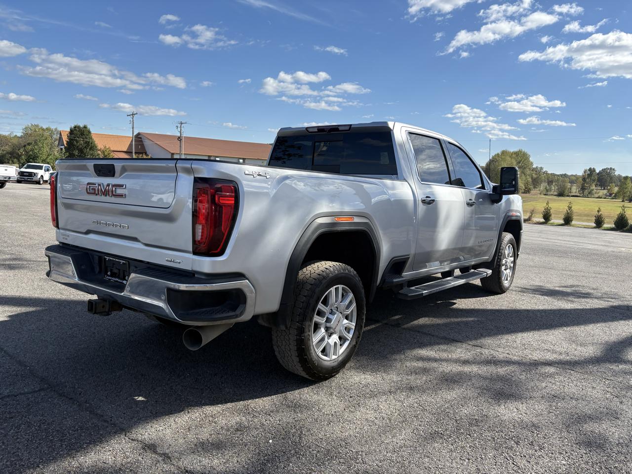 GMC Sierra 2500HD SLT Crew Cab 4WD 2023