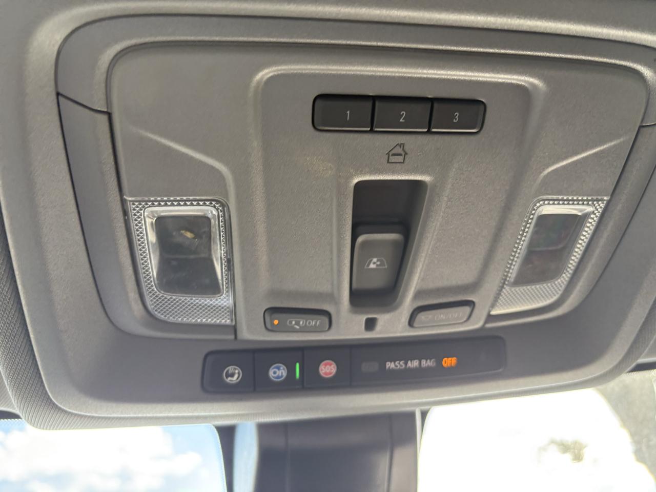 GMC Sierra 2500HD SLT Crew Cab 4WD 2023