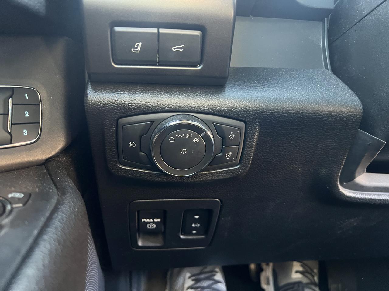 Ford Expedition Limited 4WD 2021